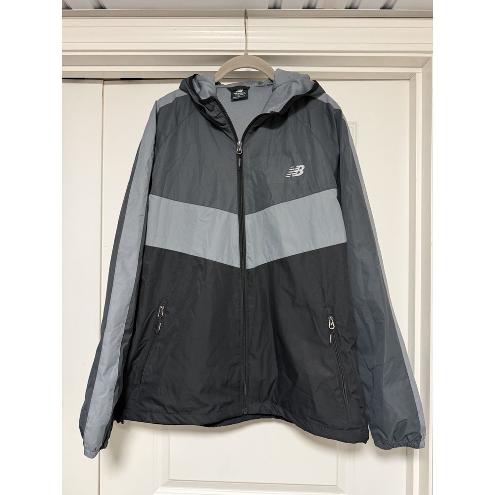 New Balance Men's Black/Grey Windbreaker With Hood, Mens XL‎